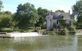 Charmante Maison dans petite citée de caractère 13km du ZOO